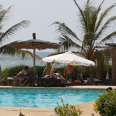 Terre D'Afrique Hotel Popenguine Exterior foto