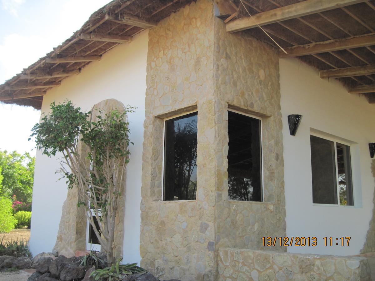 Terre D'Afrique Hotel Popenguine Habitación foto