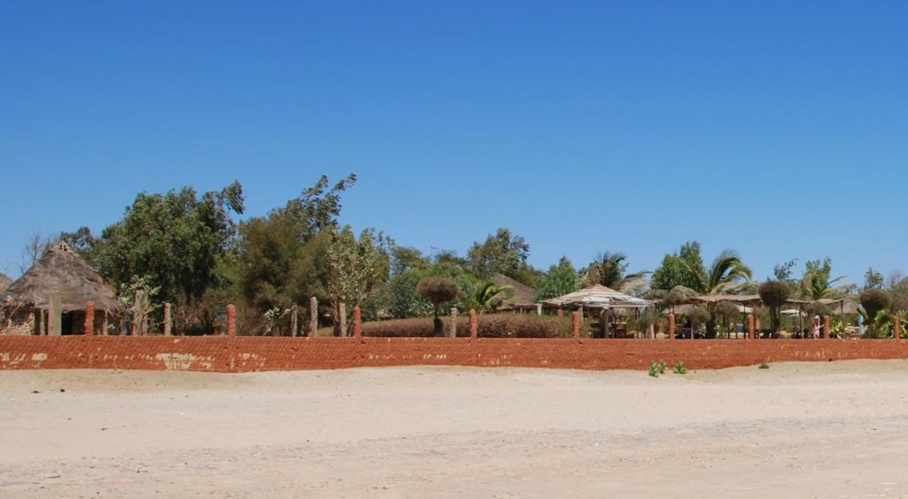 Terre D'Afrique Hotel Popenguine Exterior foto